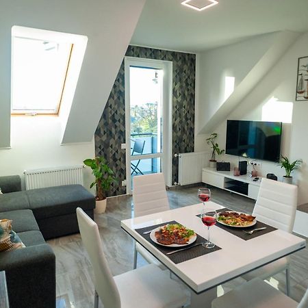 Ciao Lilla Apartman ケストヘイ エクステリア 写真