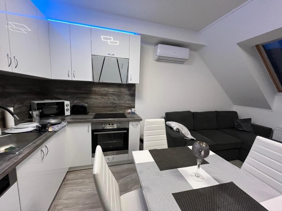Ciao Lilla Apartman ケストヘイ エクステリア 写真