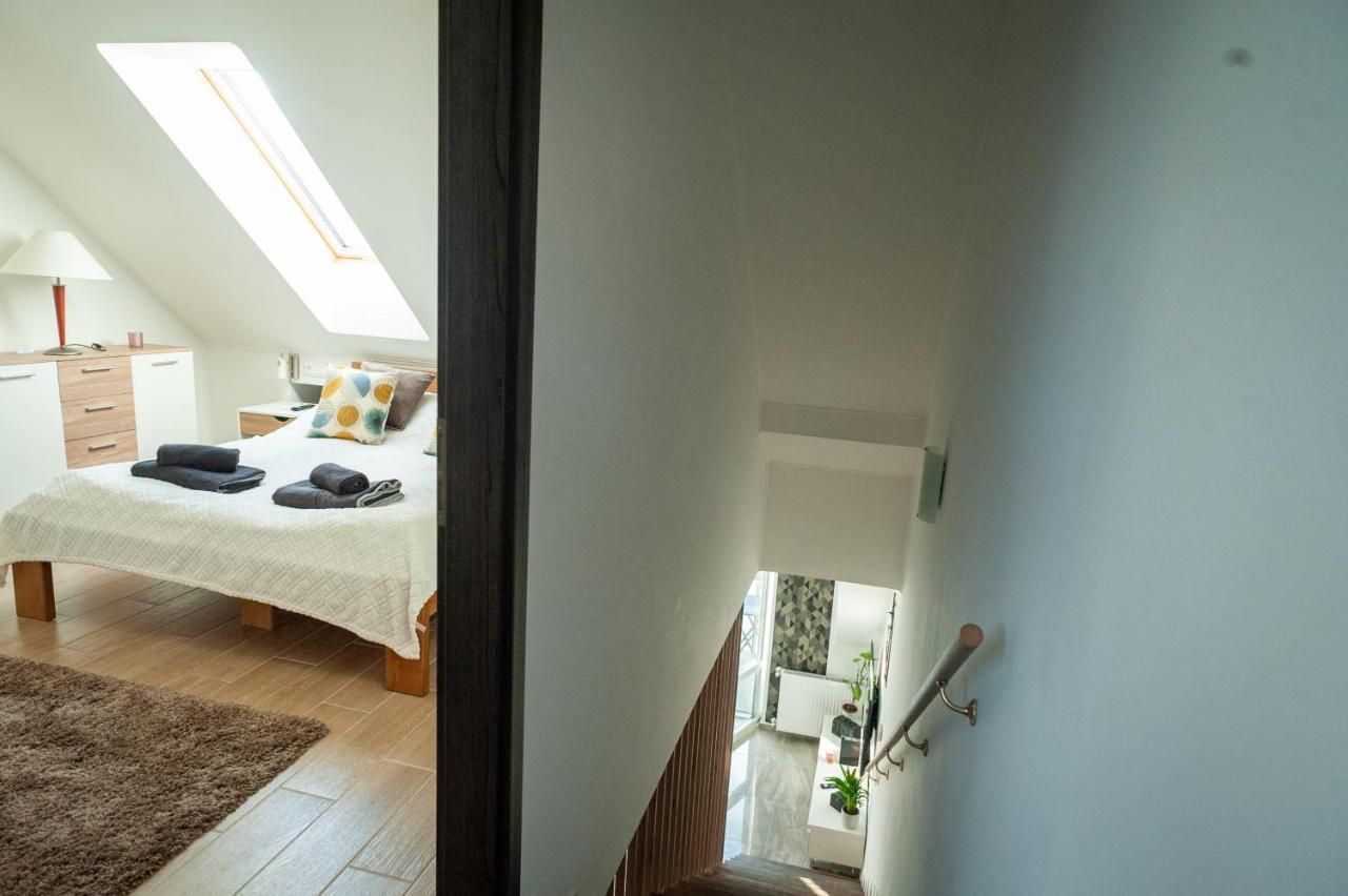 Ciao Lilla Apartman ケストヘイ エクステリア 写真