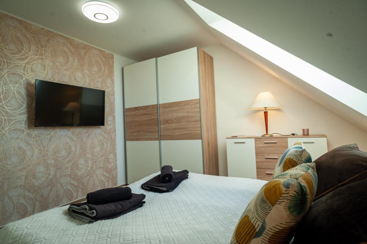 Ciao Lilla Apartman ケストヘイ エクステリア 写真